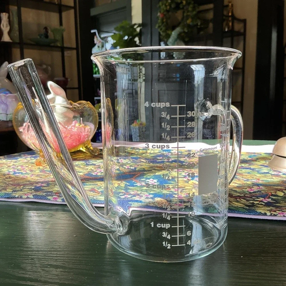 Catamount Glass U.S.A. Bottom Spout Beaker Fat Separator Cups Ounces ml Readings